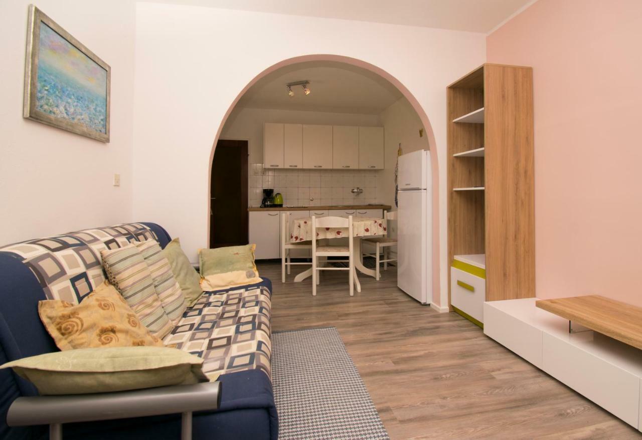 One Bedroom Apartment Near The Kamenjak Park In Prematura بريمونتيرا المظهر الخارجي الصورة